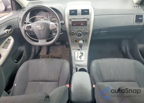 2011 Toyota Corolla z USA, uszkodzony, nr VIN 2T1BU4EE0BC679513